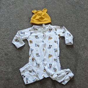 H&M Baby Mickie Mouse Footies Sleeper 6-9 months
